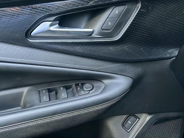 2024 Chevrolet Blazer EV LT - Photo 15