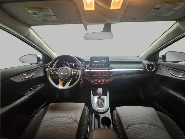 2024 Kia Forte LXS IVT **REMOTE KEYLESS ENTRY**BLIND SPOT COLLISION AVOIDANCE ASSIST**HEATED SIDE MIRRORS**