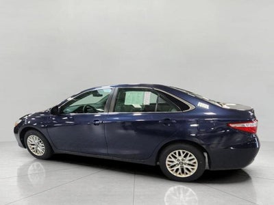 2016 Toyota Camry 4dr Sdn I4 Auto LE