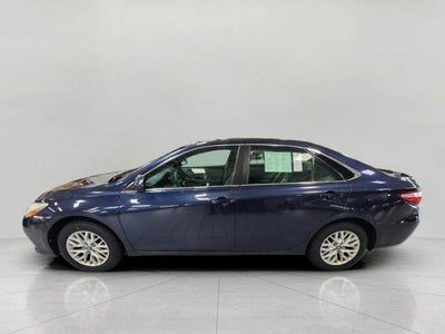 2016 Toyota Camry 4dr Sdn I4 Auto LE
