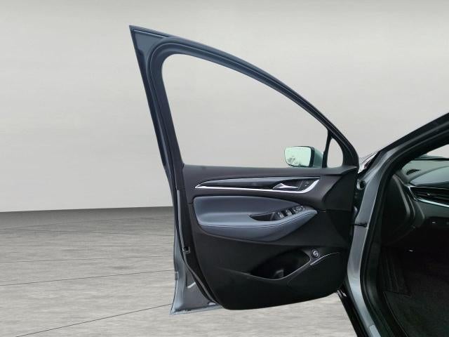 2023 Buick Enclave AWD 4DR ESSENCE **GARAGE DOOR TRANSMITTER**HEATED FRONT SEATS**DUAL ZONE CLIMATE CONTROL**