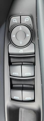 2023 Buick Enclave AWD 4DR ESSENCE **GARAGE DOOR TRANSMITTER**HEATED FRONT SEATS**POWER SUNROOF**