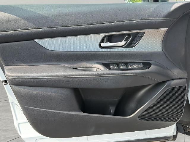 2025 Nissan Murano AWD SL