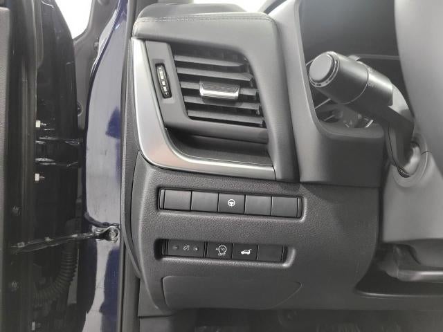 2025 Nissan Rogue AWD SV