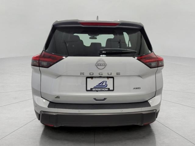 2025 Nissan Rogue AWD SV