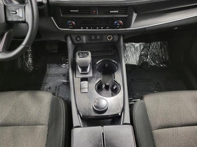 2025 Nissan Rogue AWD SV