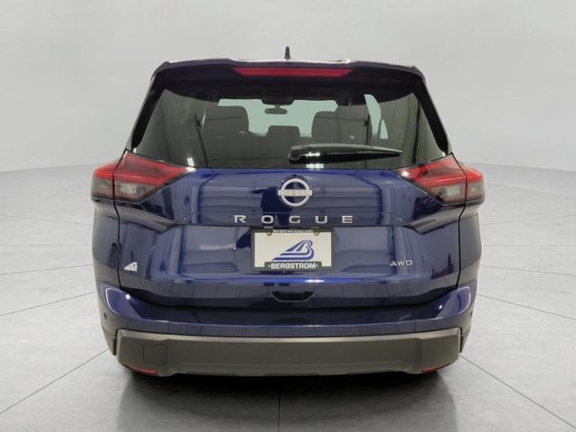 2025 Nissan Rogue AWD SV