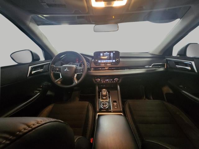 2022 Mitsubishi Outlander SE S-AWC **HEATED FRONT SEATS**ADAPTIVE CRUISE**FRONT WIPER DE-ICER**