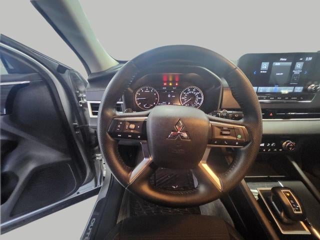 2022 Mitsubishi Outlander SE S-AWC **HEATED FRONT SEATS**ADAPTIVE CRUISE**FRONT WIPER DE-ICER**