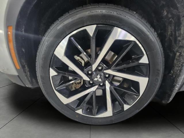 2022 Mitsubishi Outlander SE S-AWC **HEATED FRONT SEATS**ADAPTIVE CRUISE**FRONT WIPER DE-ICER**