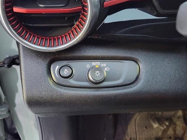 2024 Chevrolet Trax FWD 4DR 2RS **ADAPTIVE CRUISE CONTROL**HEATED FRONT SEATS & STEERING WHEEL**PASSIVE ENTRY/LOCK**